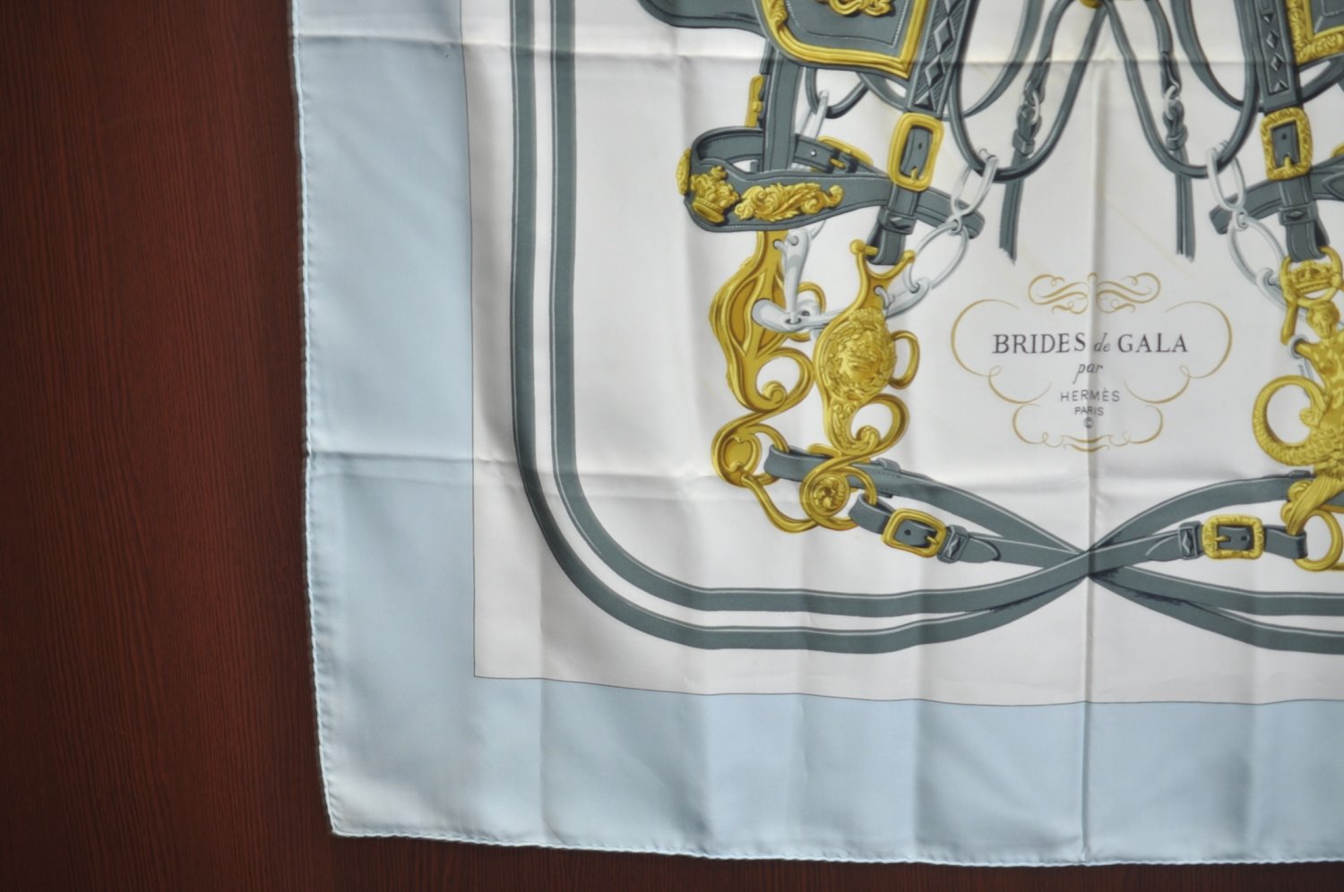 Authentic HERMES Carre 90 Scarf 