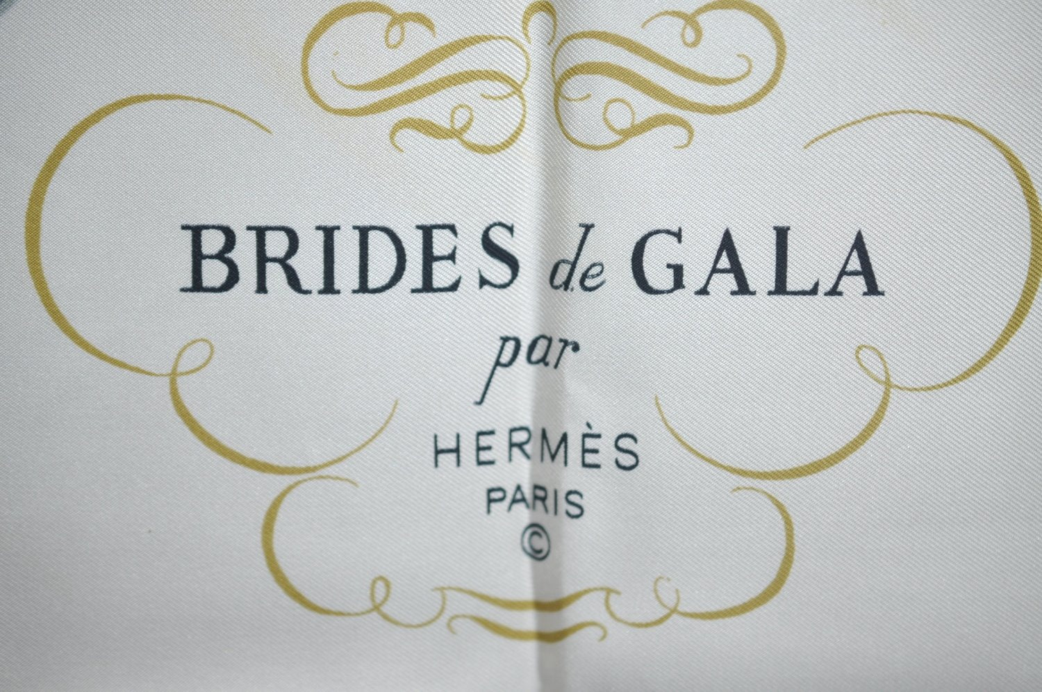 Authentic HERMES Carre 90 Scarf 