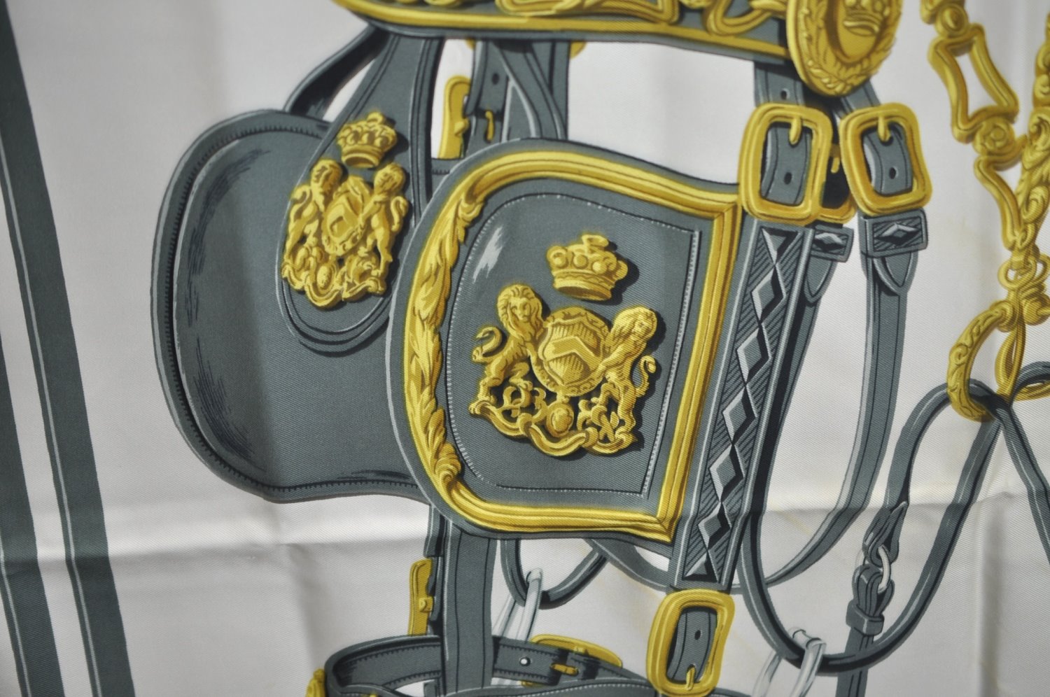 Authentic HERMES Carre 90 Scarf 