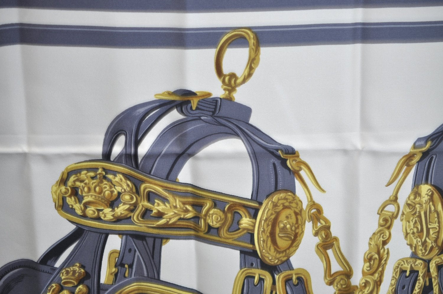 Authentic HERMES Carre 90 Scarf 