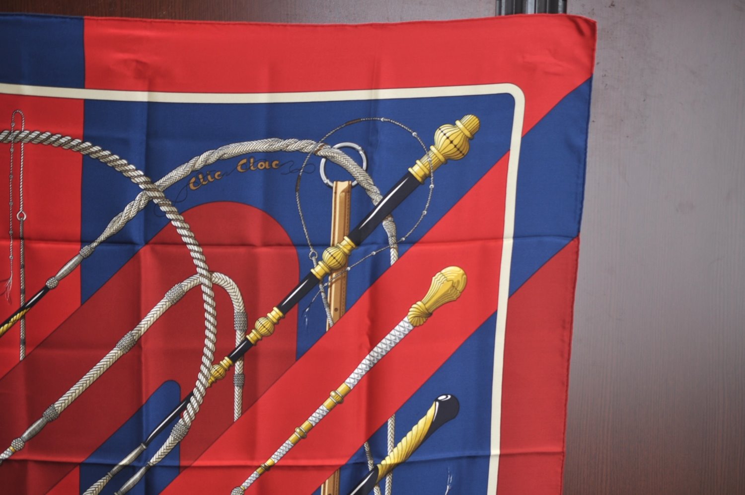 Authentic HERMES Carre 90 Scarf 