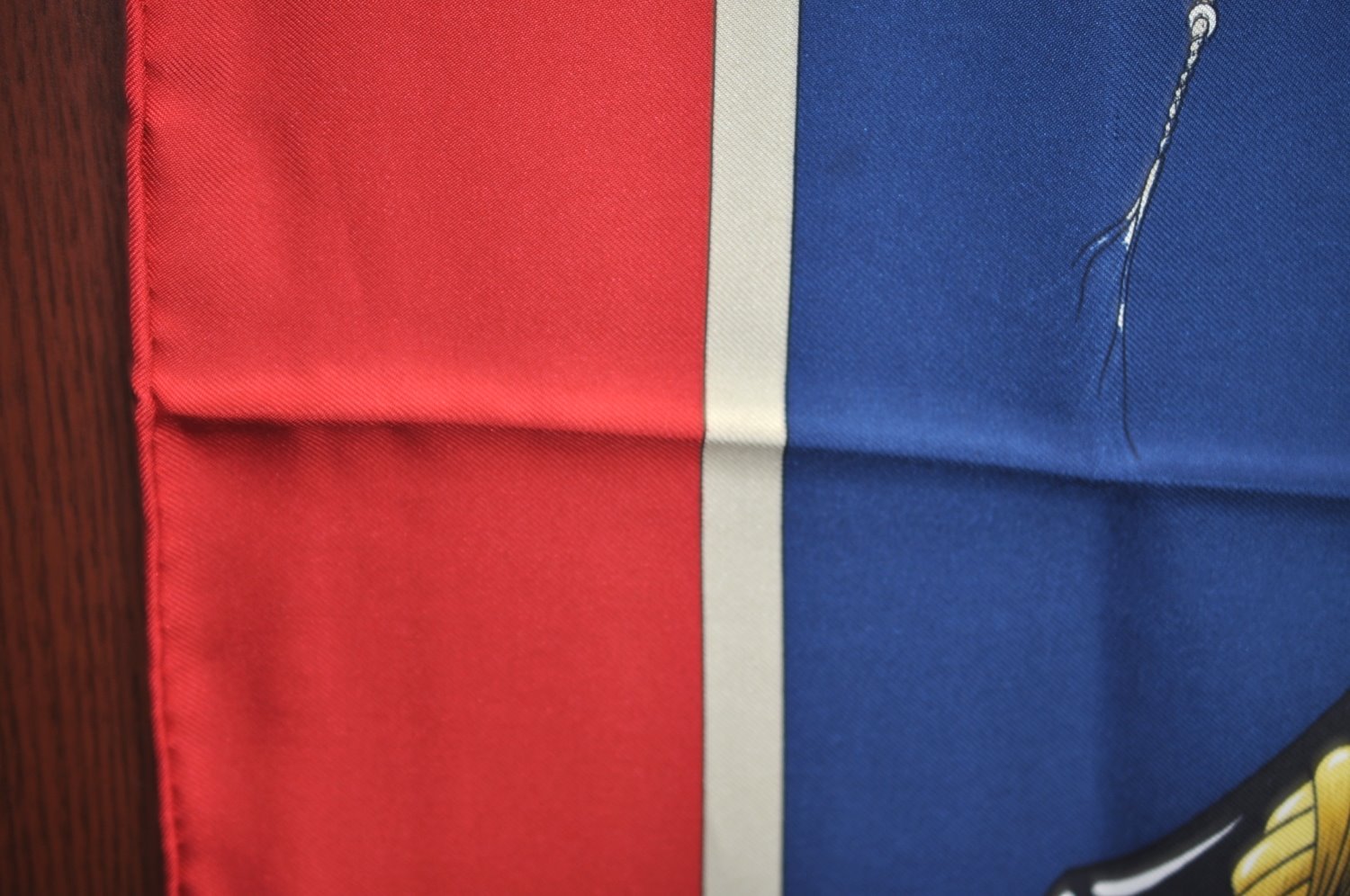 Authentic HERMES Carre 90 Scarf 