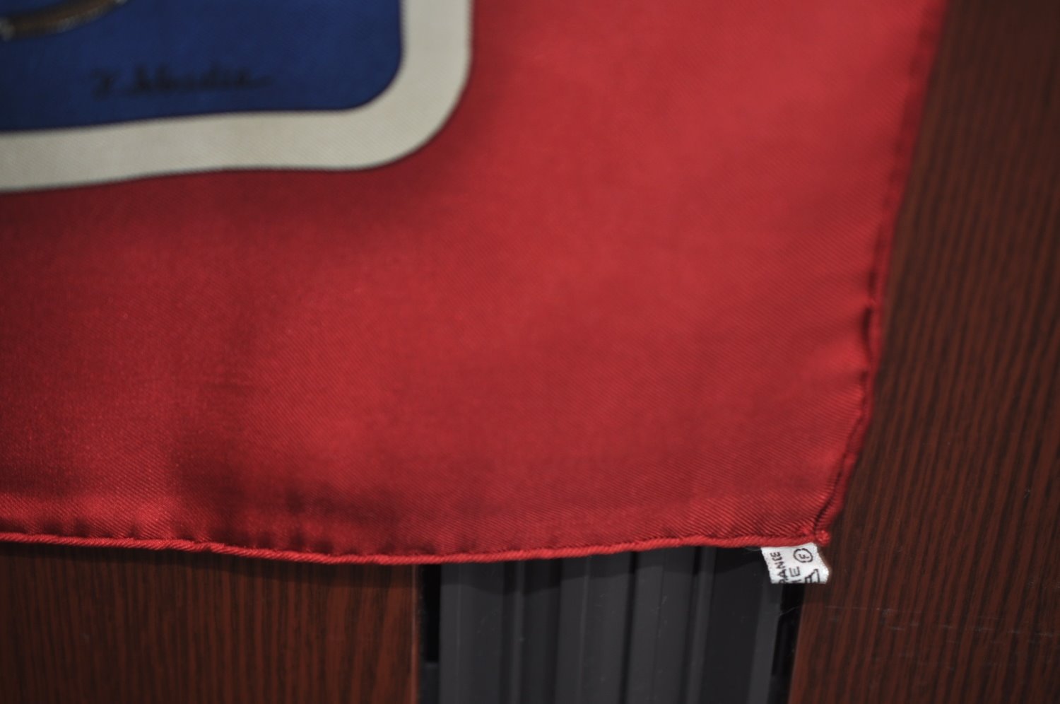 Authentic HERMES Carre 90 Scarf 