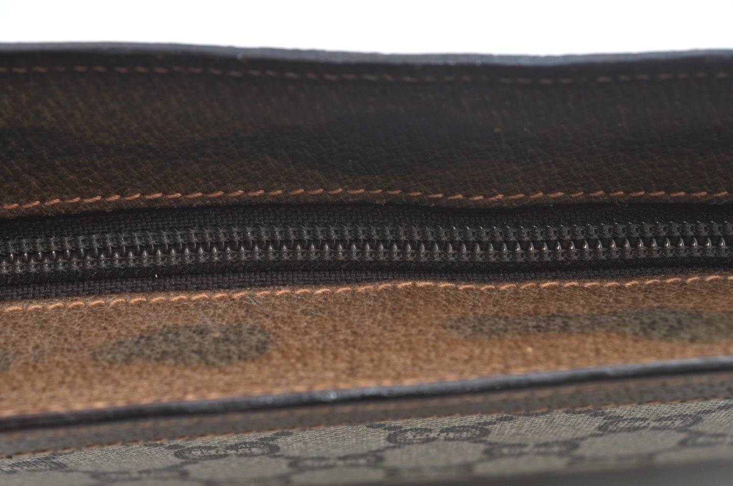 Authentic GUCCI GG Plus Clutch Hand Bag Purse PVC Leather Brown Junk K5622