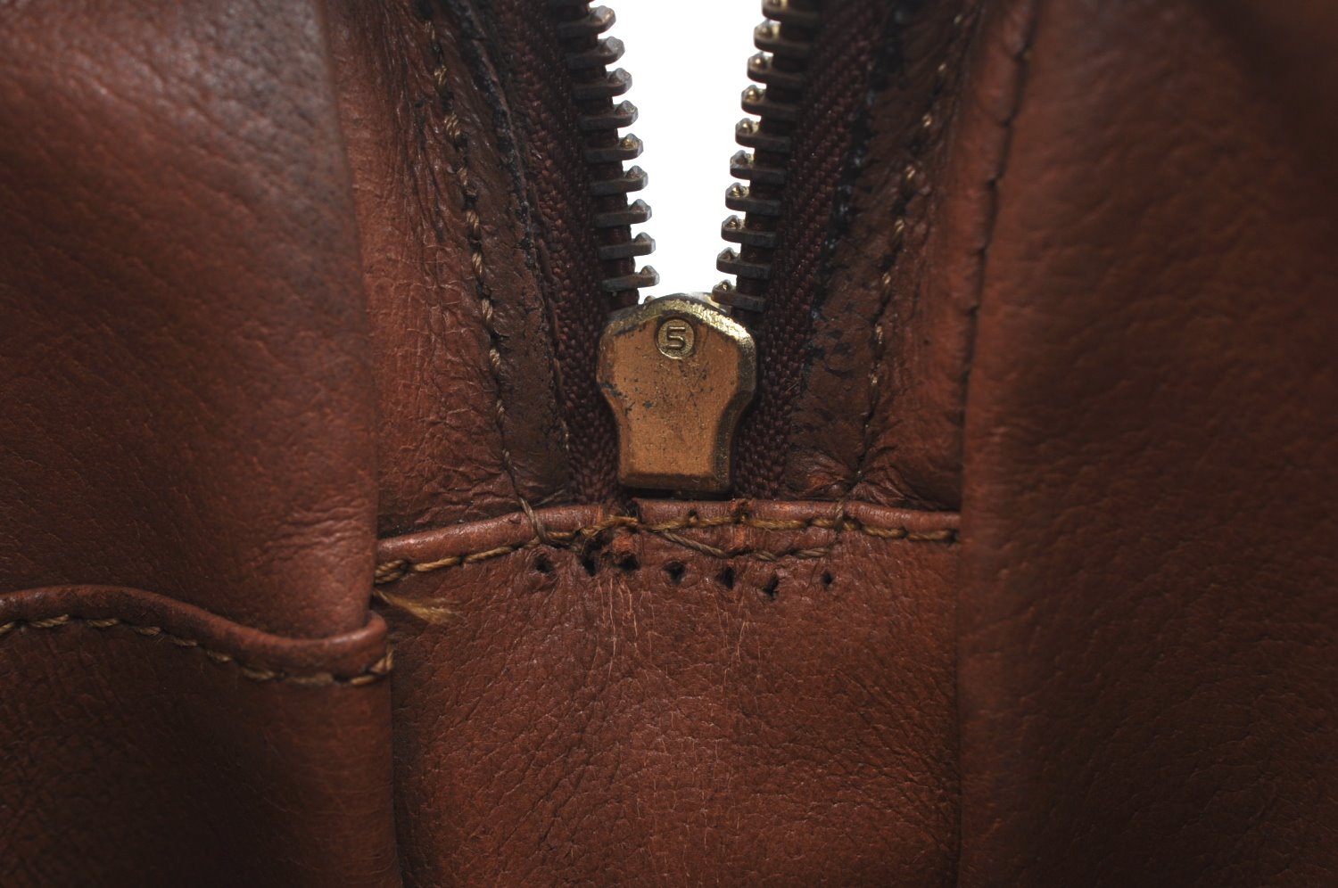 Authentic Louis Vuitton Monogram Pochette Sport Clutch Hand Bag Old Model K5626