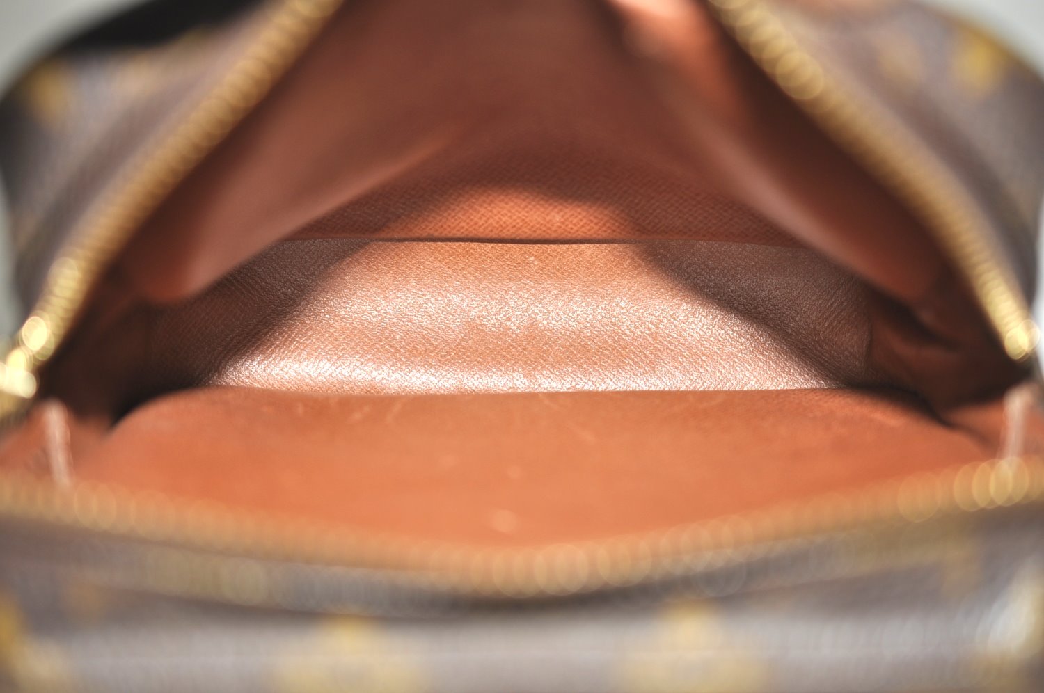 Authentic Louis Vuitton Monogram Amazone Shoulder Cross Body Bag M45236 LV K5659