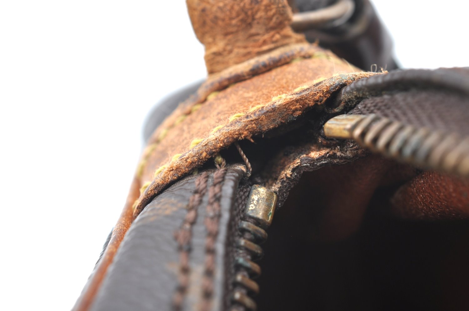 Auth Louis Vuitton Monogram Marly Dragonne PM Clutch Hand Bag Old Model K5670