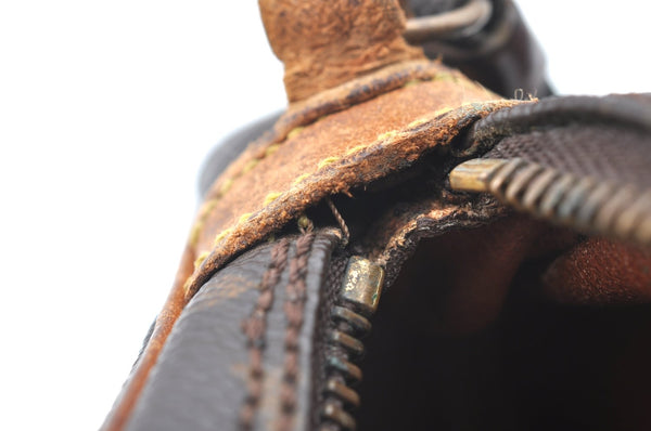 Auth Louis Vuitton Monogram Marly Dragonne PM Clutch Hand Bag Old Model K5670