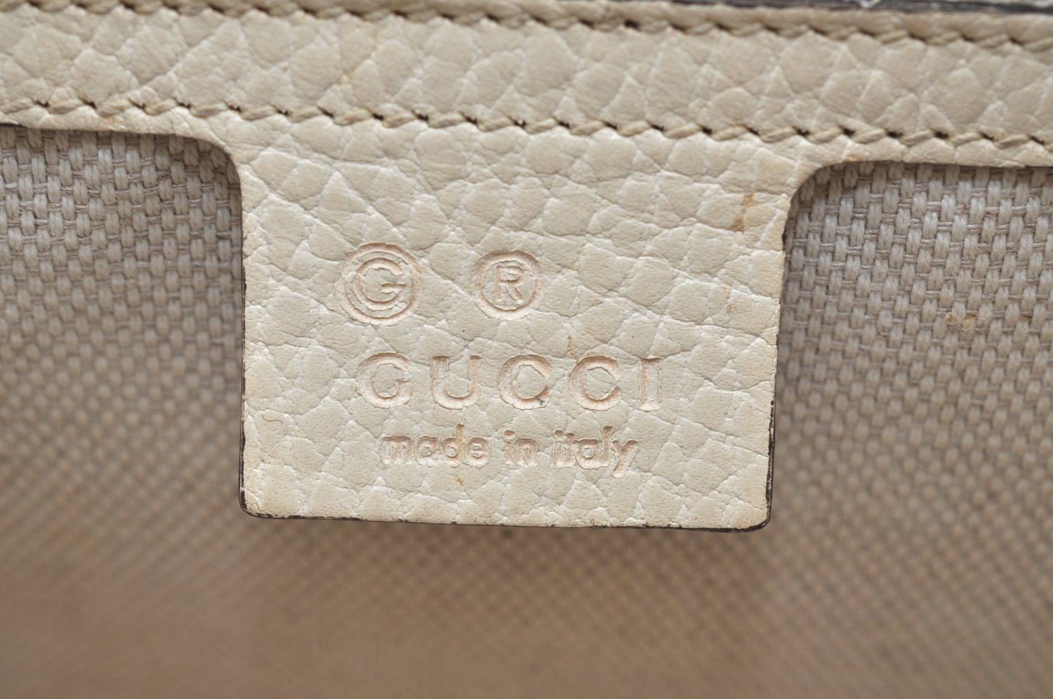 Authentic GUCCI SOHO 2Way Shoulder Hand Bag GG Leather 607722 White K5707