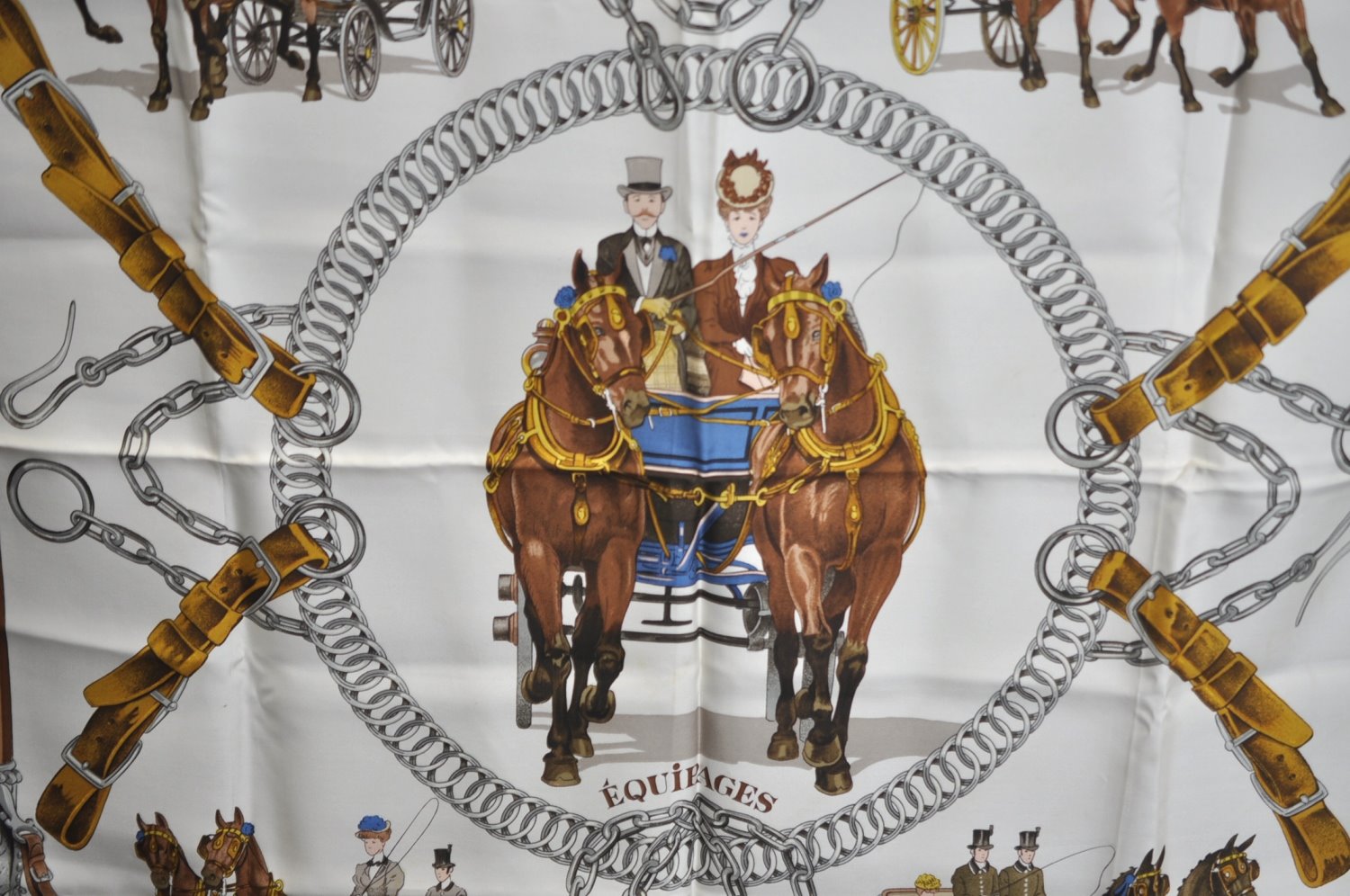 Authentic HERMES Carre 90 Scarf 