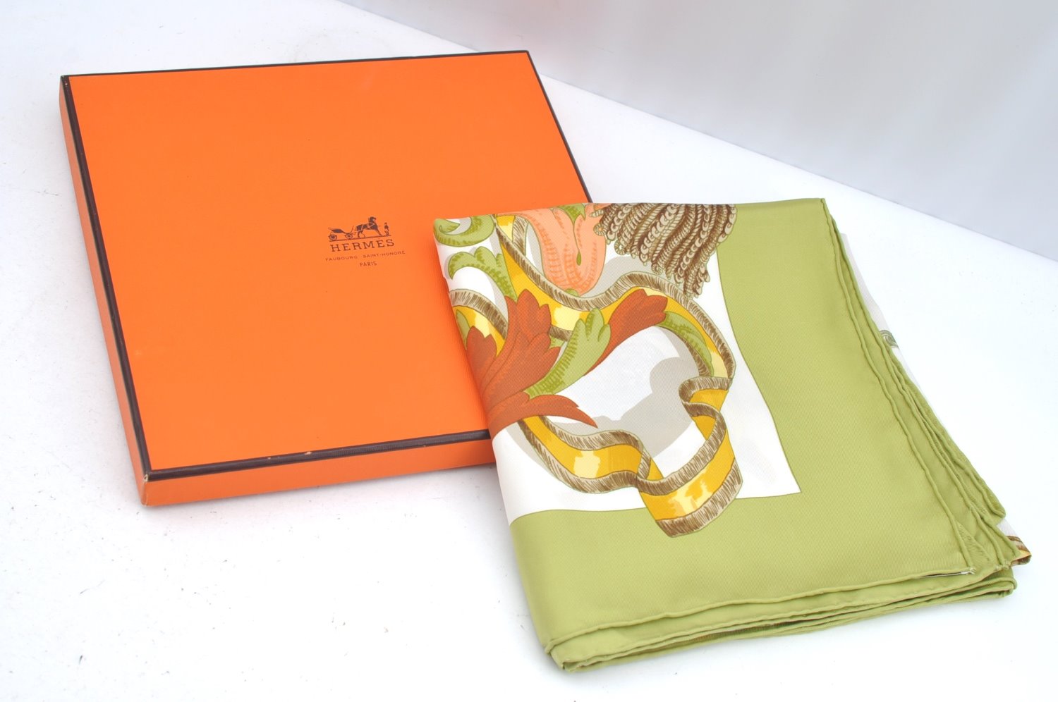 Authentic HERMES Carre 90 Scarf 