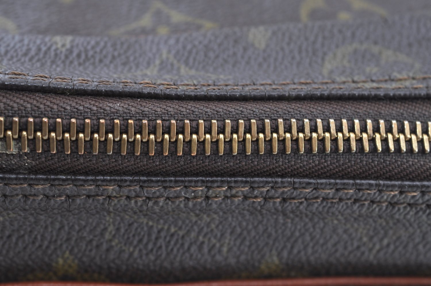 Authentic Louis Vuitton Monogram Marceau Shoulder Cross Bag M40264 LV Junk K5755