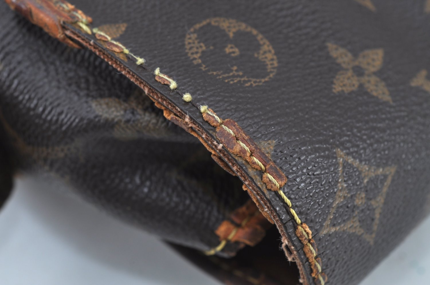 Authentic Louis Vuitton Monogram Congo PM Shoulder Bag M40117 LV Junk K5757