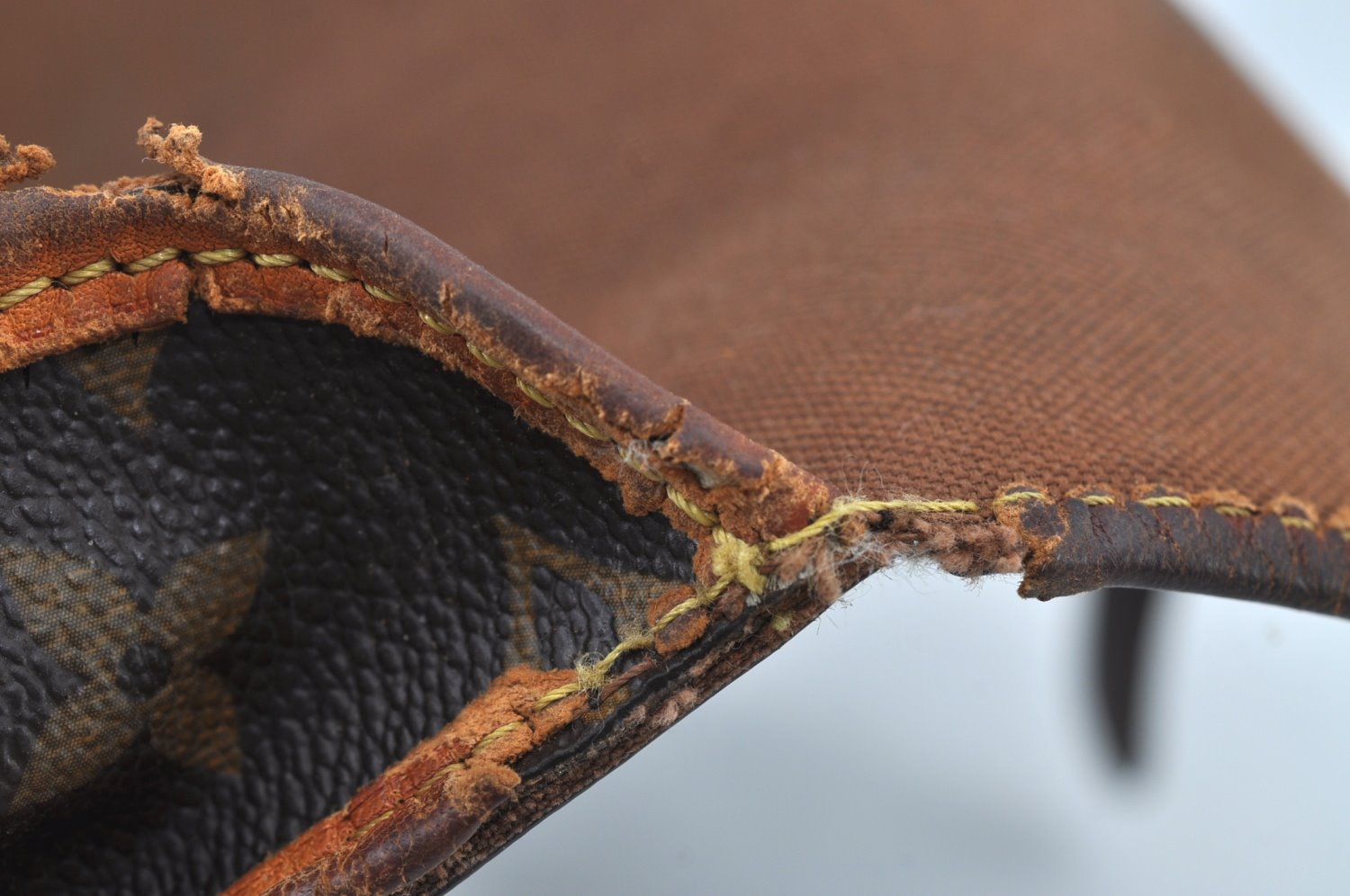 Authentic Louis Vuitton Monogram Congo PM Shoulder Bag M40117 LV Junk K5757