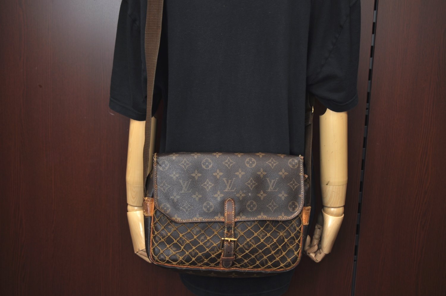 Authentic Louis Vuitton Monogram Congo PM Shoulder Bag M40117 LV Junk K5757