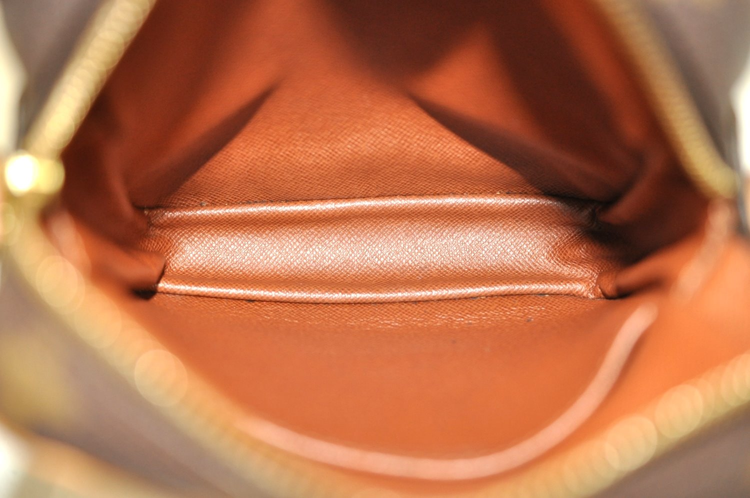 Authentic Louis Vuitton Monogram Danube Shoulder Cross Body Bag M45266 LV K5772