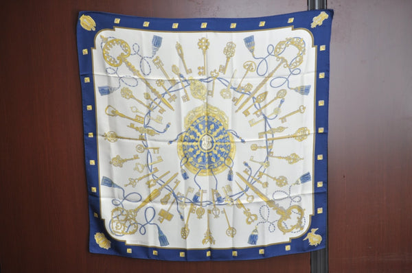 Authentic HERMES Carre 90 Scarf "LES CLES" Silk Navy K5806