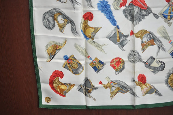 Authentic HERMES Carre 90 Scarf "CASQUES ET COIFFURES" Silk Green K5807