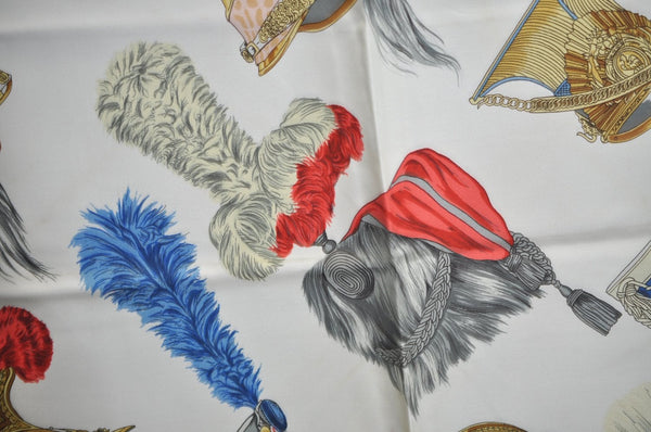 Authentic HERMES Carre 90 Scarf "CASQUES ET COIFFURES" Silk Green K5807