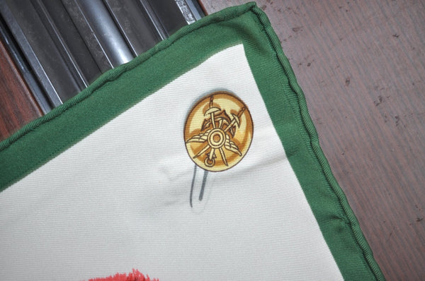 Authentic HERMES Carre 90 Scarf "CASQUES ET COIFFURES" Silk Green K5807