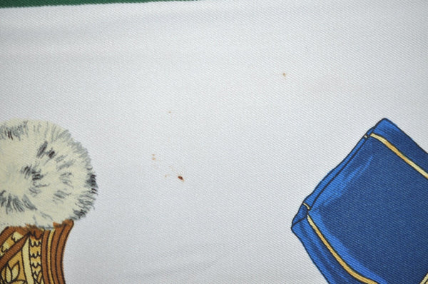 Authentic HERMES Carre 90 Scarf "CASQUES ET COIFFURES" Silk Green K5807