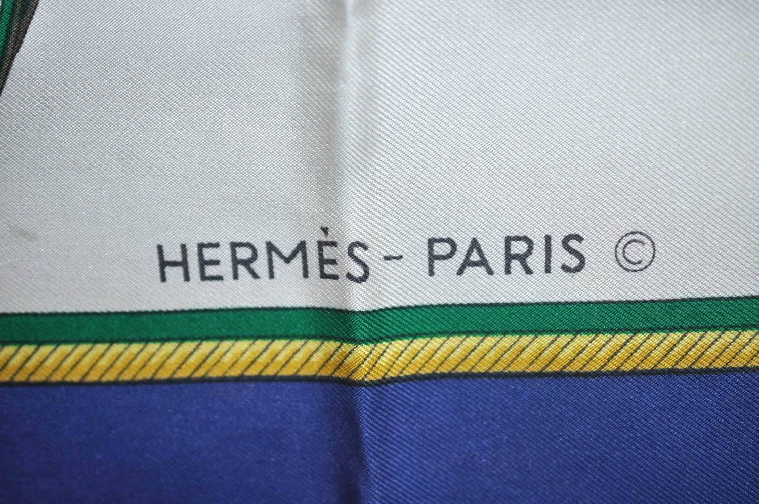 Authentic HERMES Carre 90 Scarf 