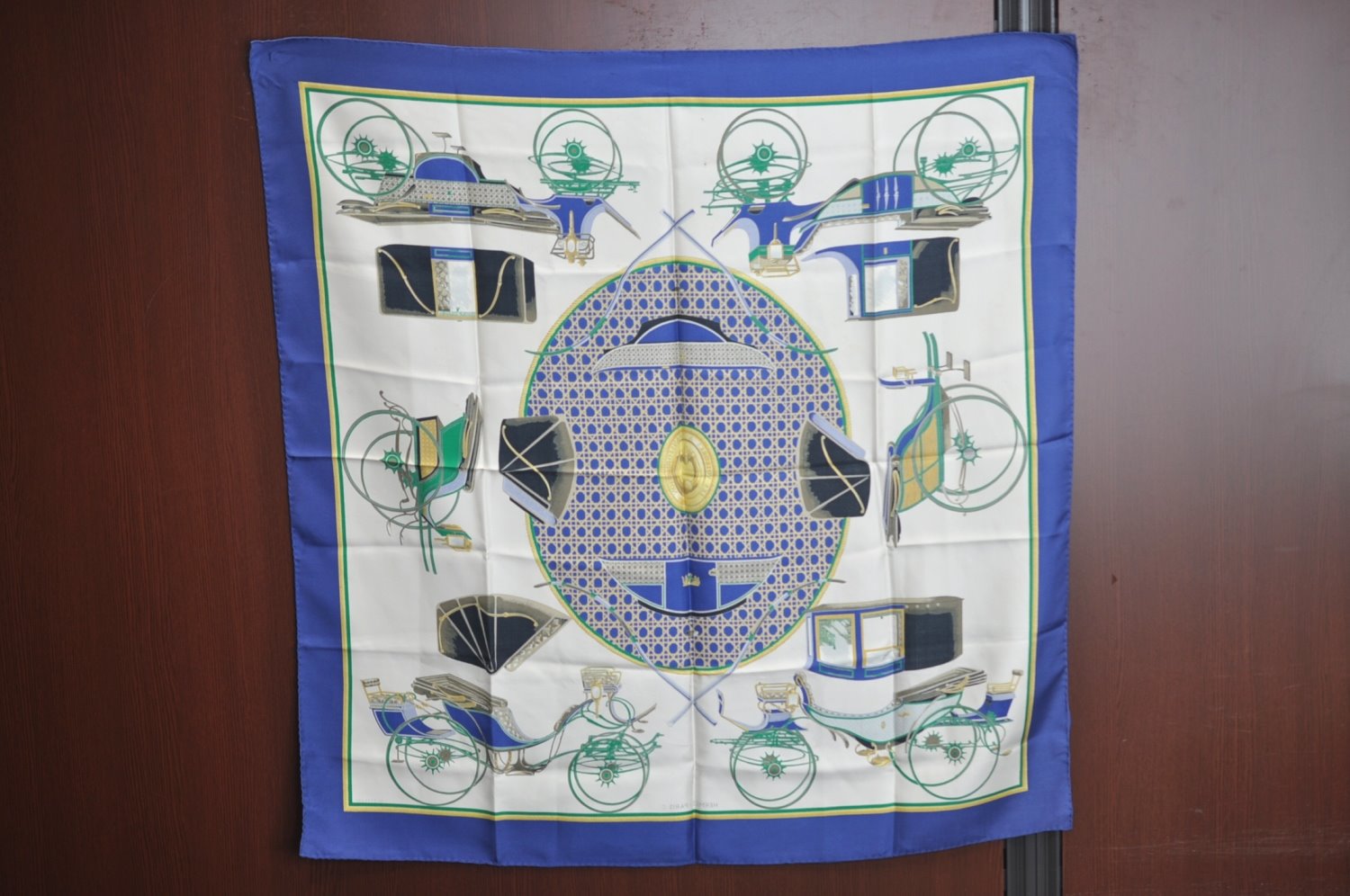 Authentic HERMES Carre 90 Scarf 