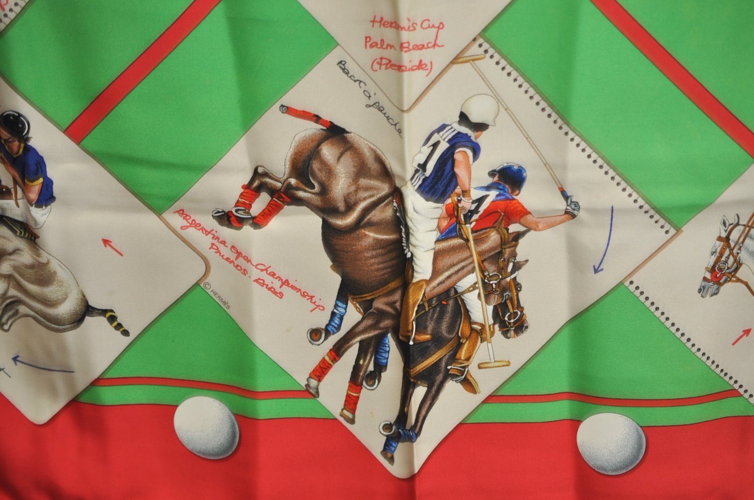 Authentic HERMES Carre 90 Scarf 