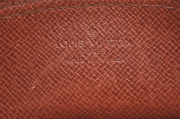 Authentic Louis Vuitton Monogram Pochette Secret M45484 Shoulder Bag Pouch K5835