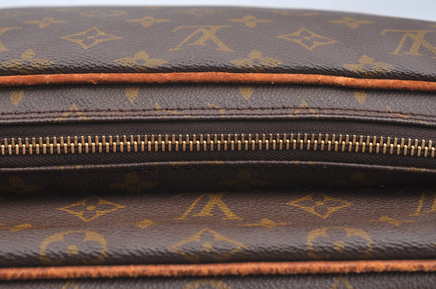 Authentic Louis Vuitton Monogram Nile 34 Shoulder Cross Body Bag Old Model K5842