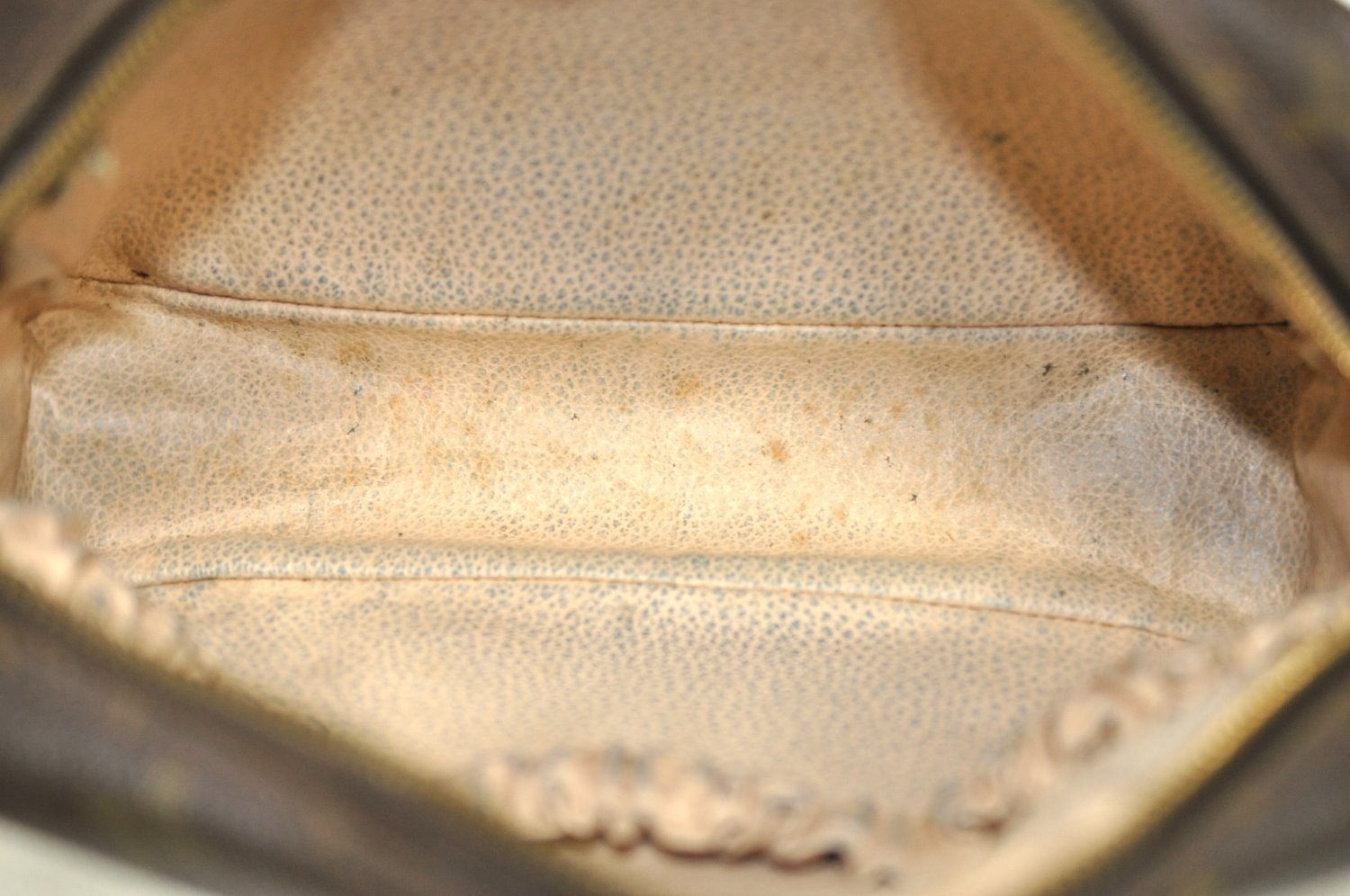 Auth Louis Vuitton Monogram Trousse Toilette 23 Clutch Bag M47524 LV Junk K5846