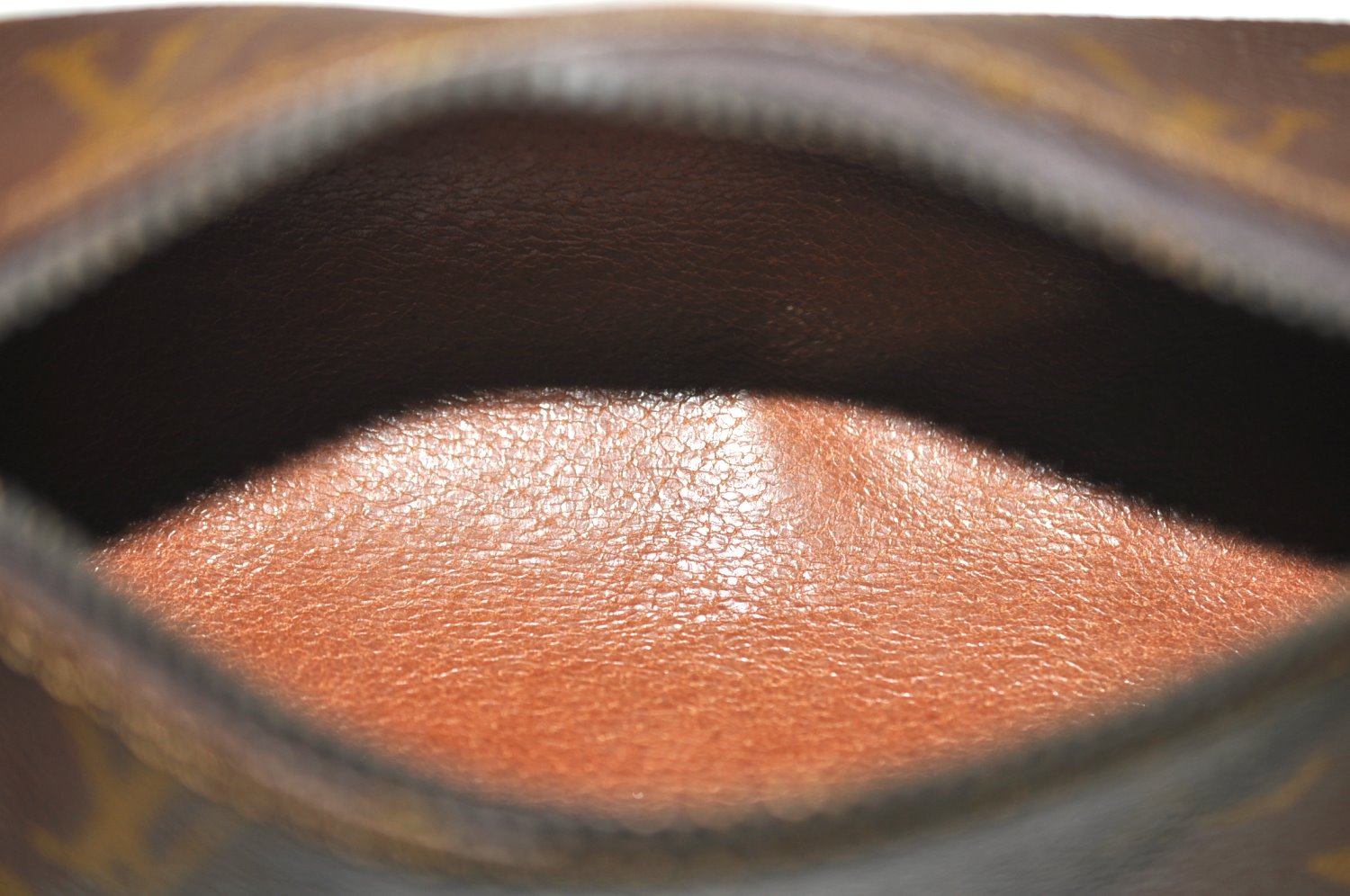 Authentic Louis Vuitton Monogram Papillon 30 Hand Bag Old Model LV K5895