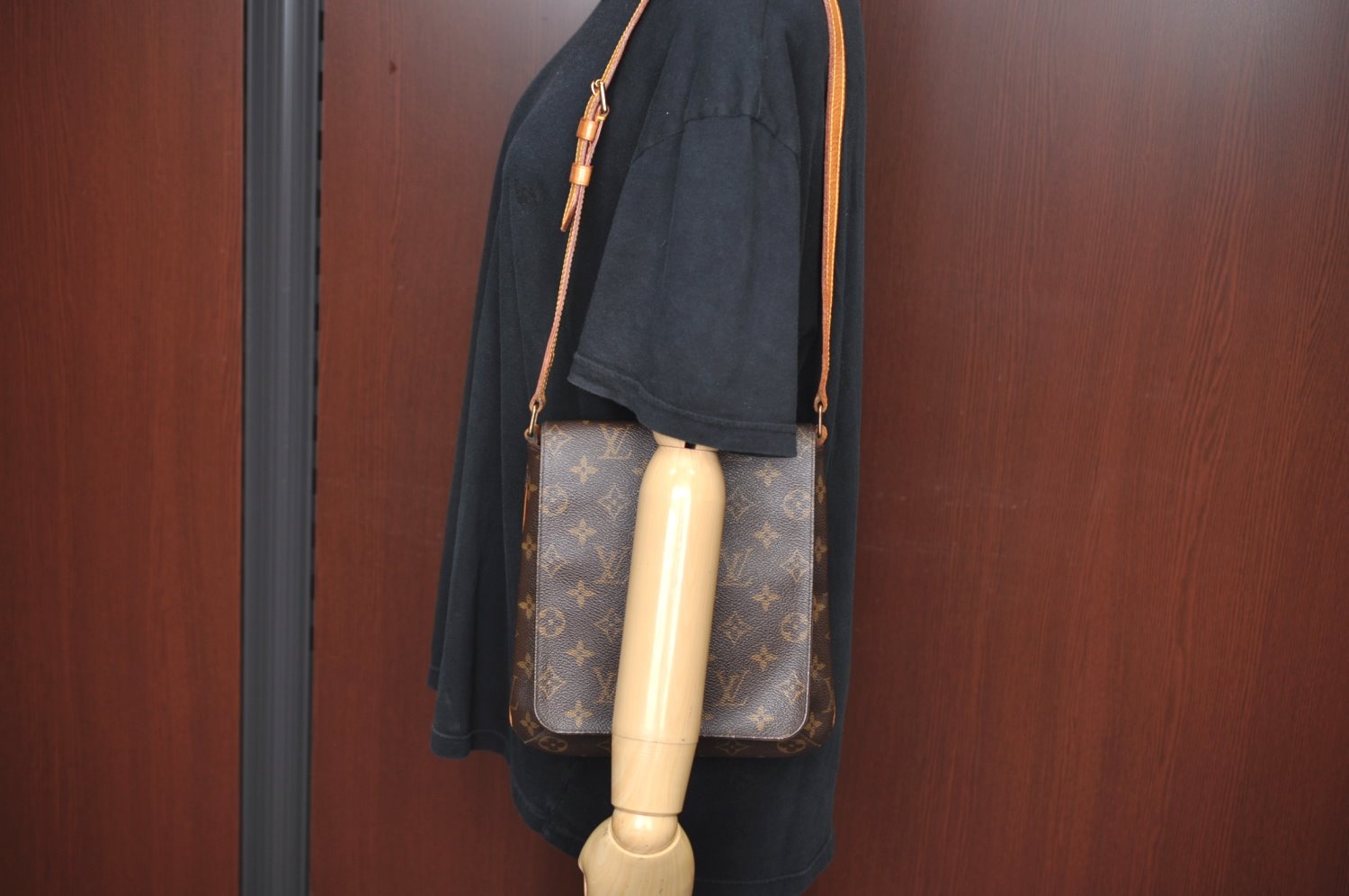 Authentic Louis Vuitton Monogram Musette Salsa Shoulder Bag LV K5904