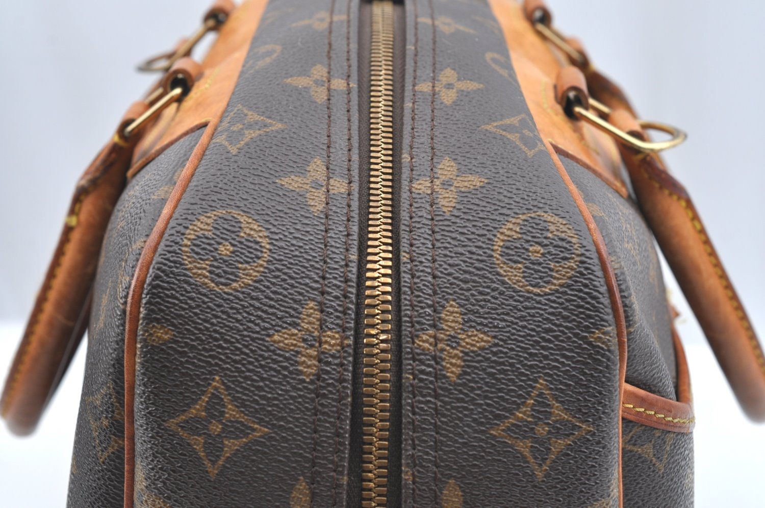 Authentic Louis Vuitton Monogram Deauville Hand Bag M47270 LV K5918