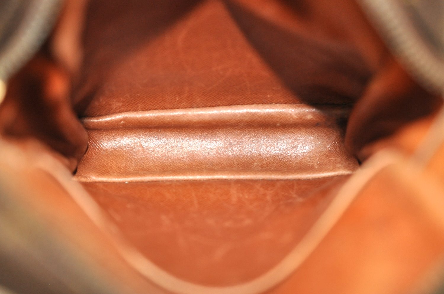 Auth Louis Vuitton Monogram Amazone Shoulder Cross Body Bag M45236 LV Junk K5922