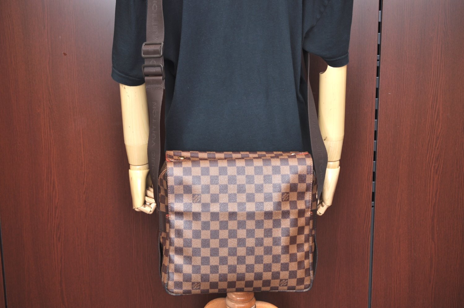 Authentic Louis Vuitton Damier Naviglio Shoulder Cross Body Bag N45255 LV K5945