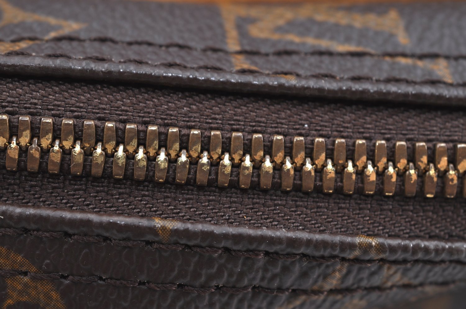 Authentic Louis Vuitton Monogram Excursion Hand Bag M41450 LV K5947