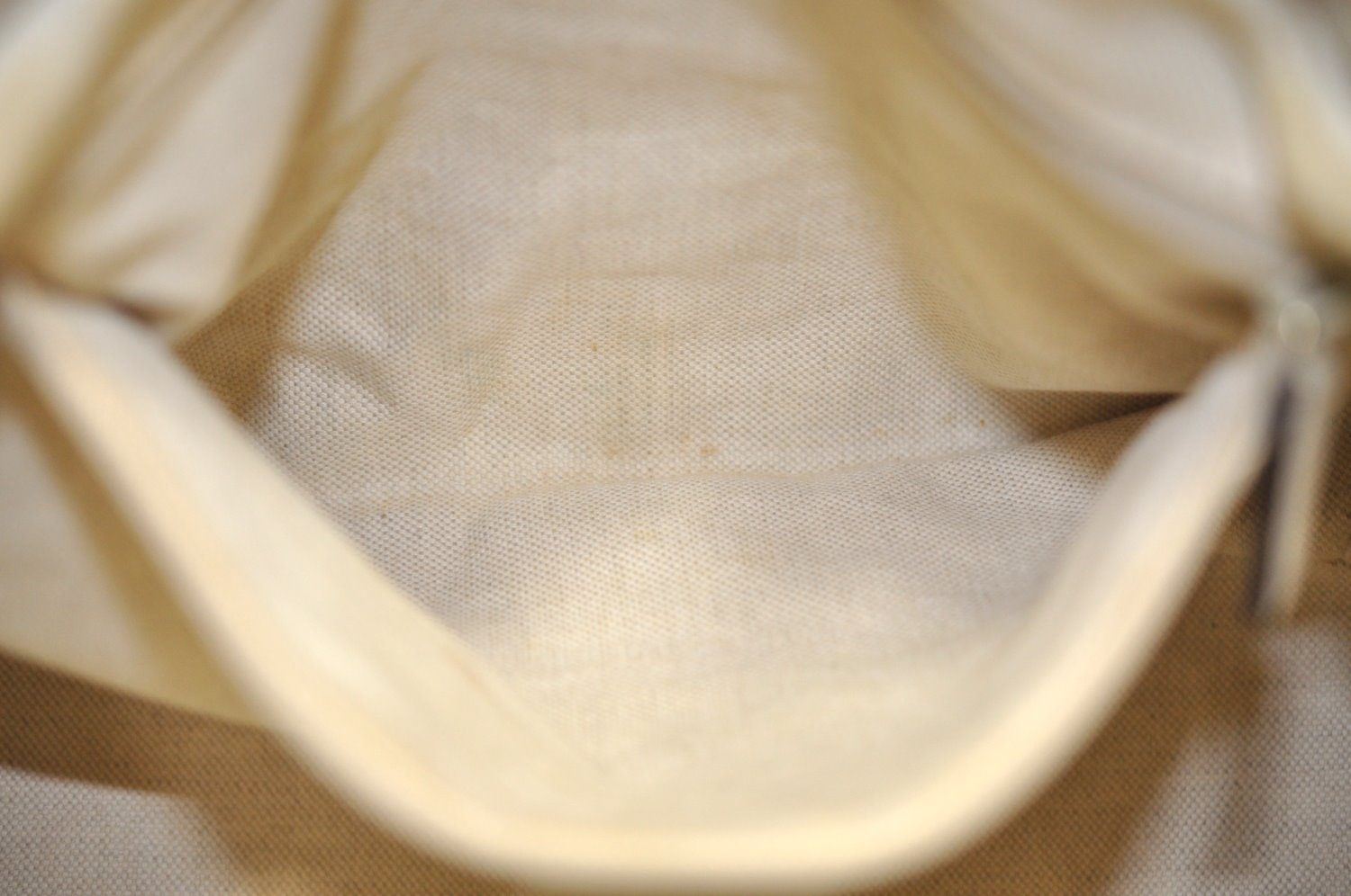 Authentic GUCCI Sukey Guccissima 2Way Shoulder Tote Bag GG Leather White K5953