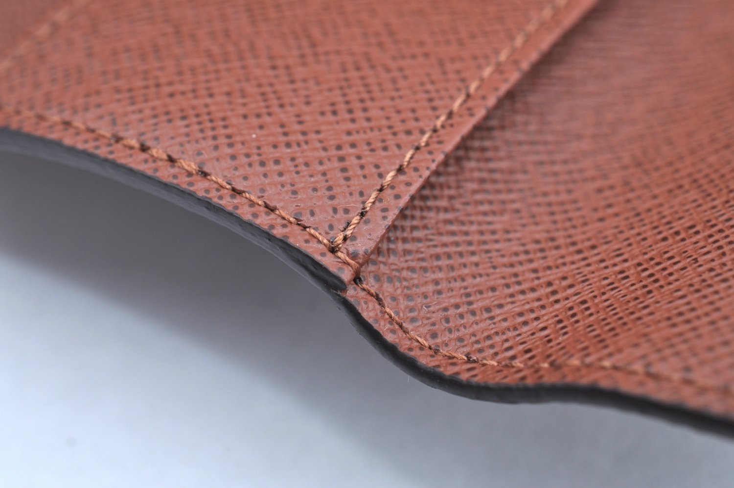 Authentic Louis Vuitton Monogram Multicles 4 Four Hooks Key Case M62631 LV K5957