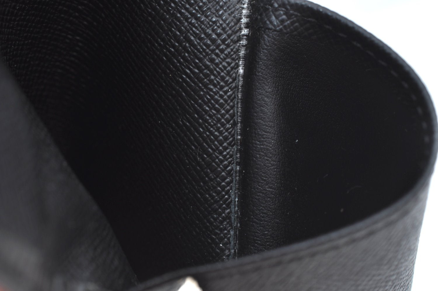 Authentic Louis Vuitton Epi Multicles 6 Key Case Black M63812 LV Box K5958