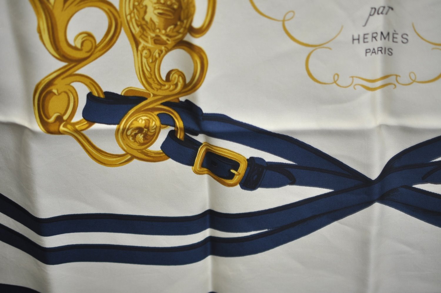 Authentic HERMES Carre 90 Scarf 
