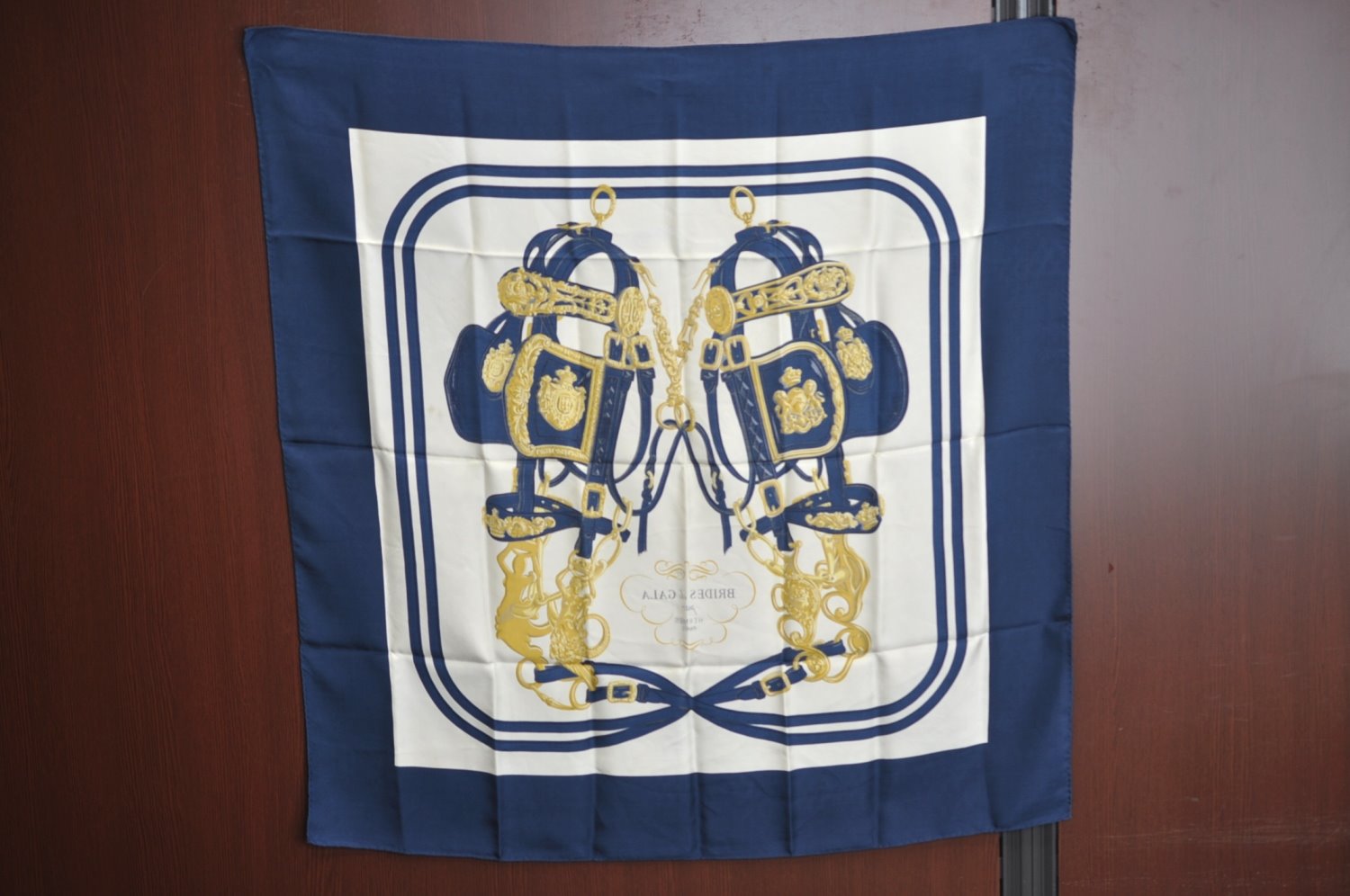 Authentic HERMES Carre 90 Scarf 