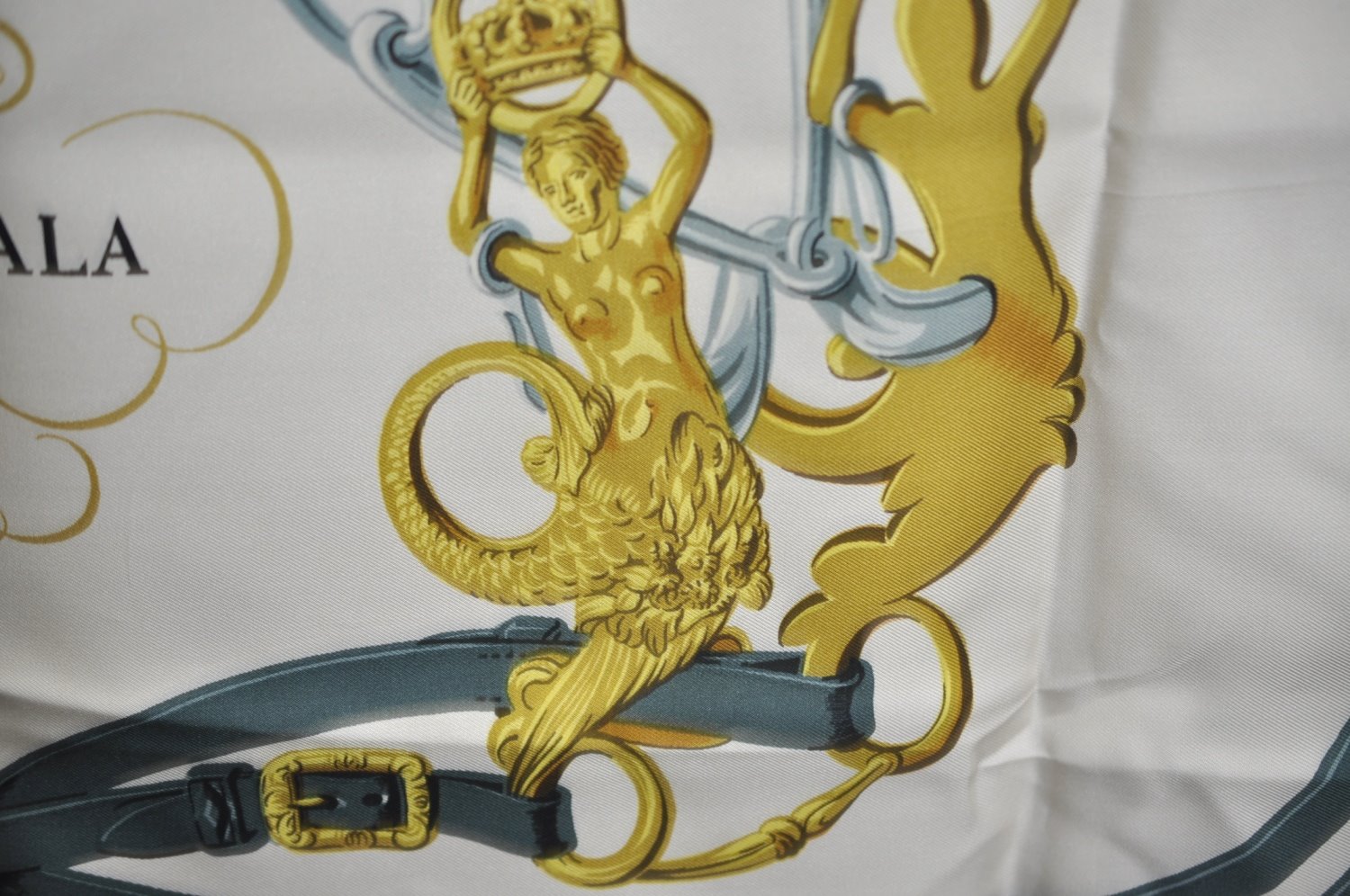 Authentic HERMES Carre 90 Scarf 