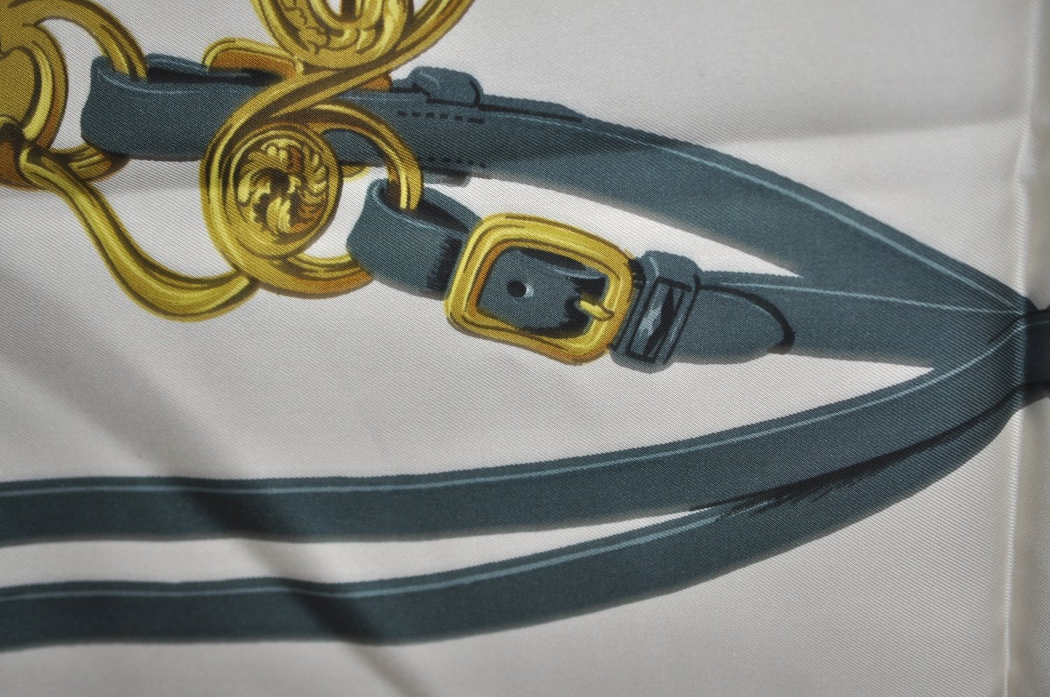 Authentic HERMES Carre 90 Scarf 