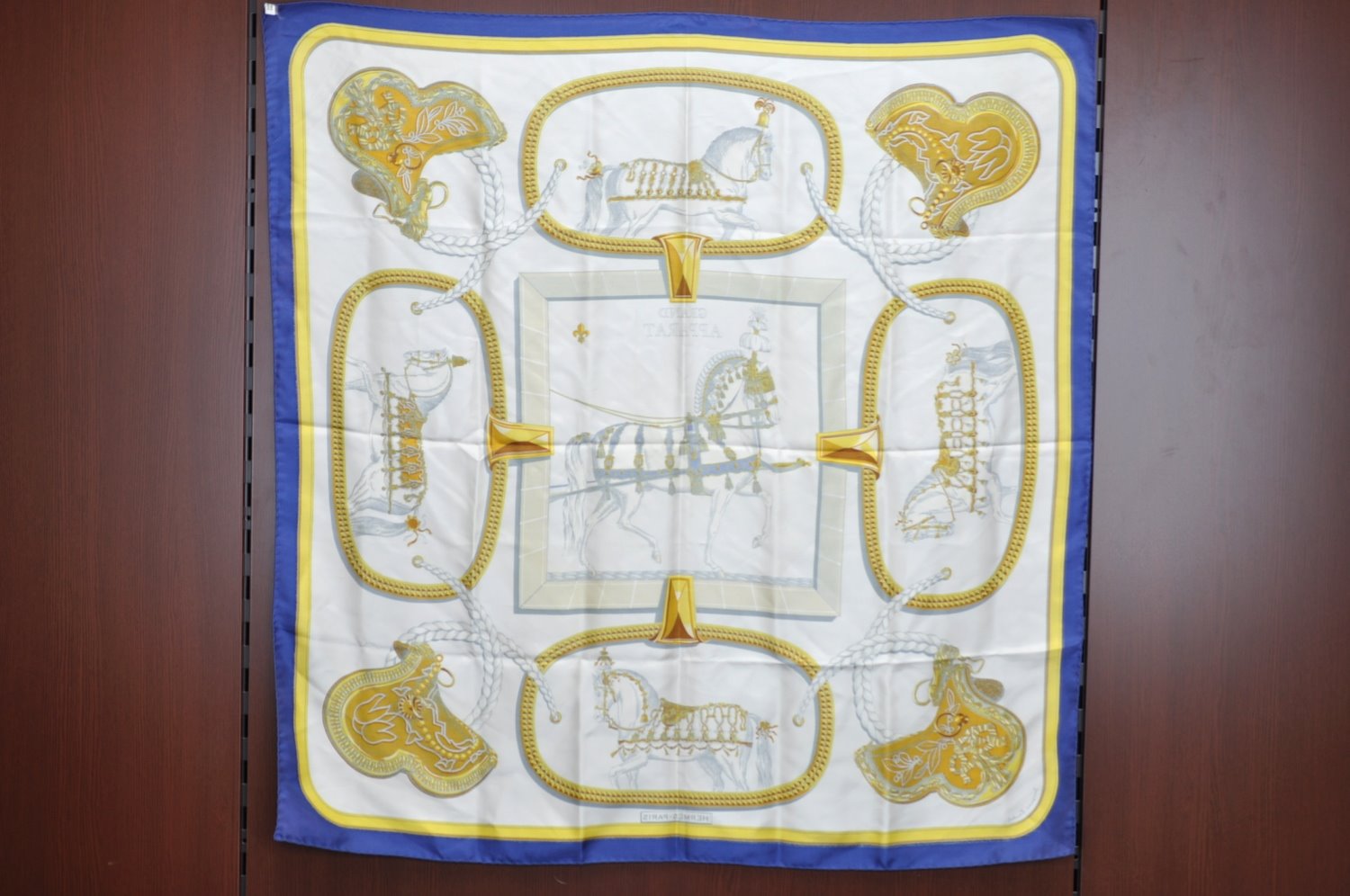 Authentic HERMES Carre 90 Scarf 