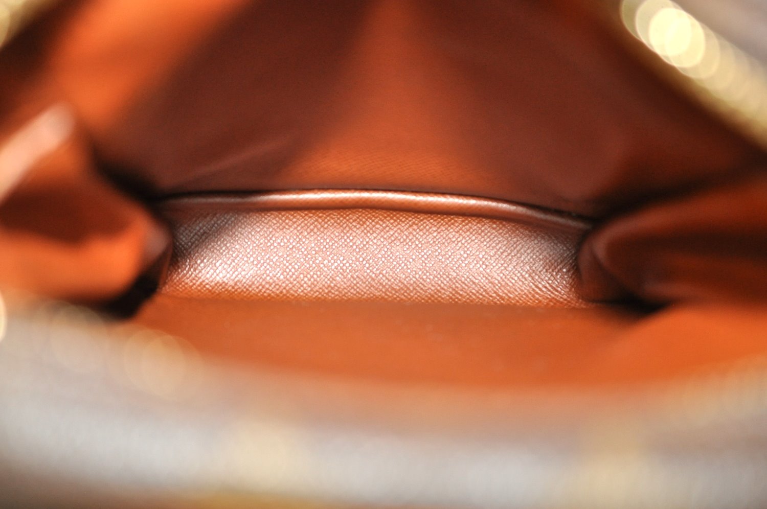 Authentic Louis Vuitton Monogram Amazone Shoulder Cross Body Bag M45236 LV K6103