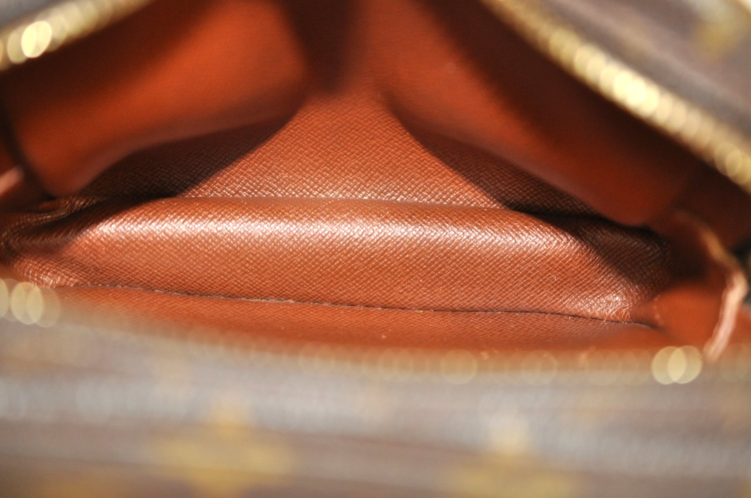 Authentic Louis Vuitton Monogram Amazone Shoulder Cross Body Bag M45236 LV K6103