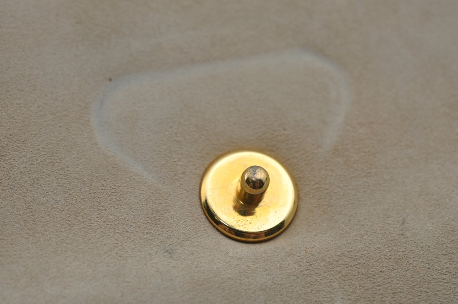 Authentic GUCCI Shoulder Cross Body Bag Purse Suede Leather Beige Junk K6107