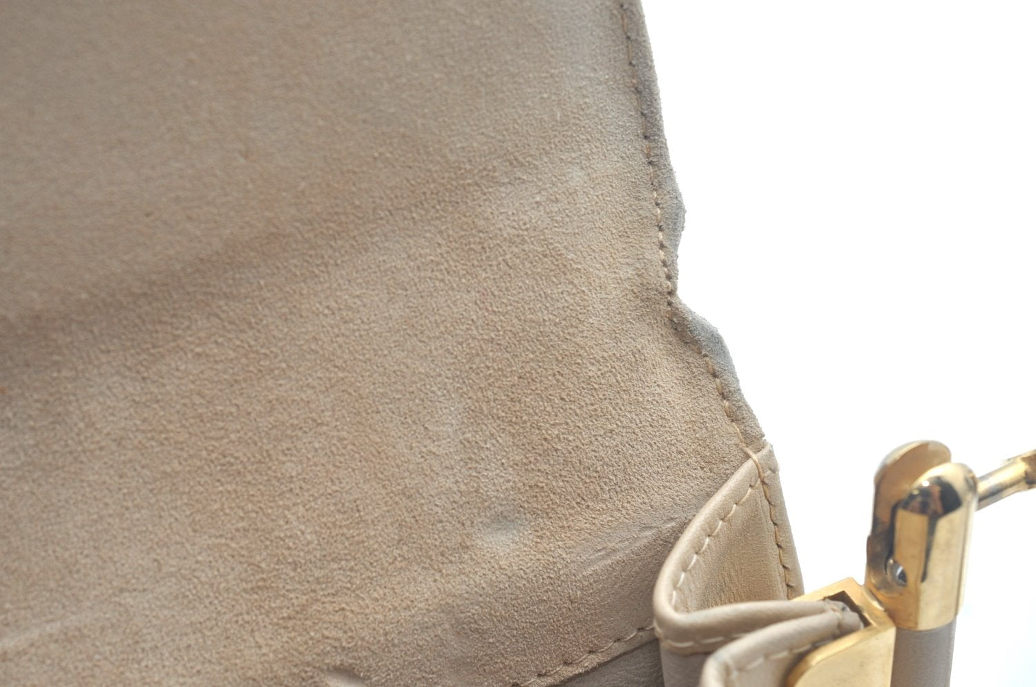 Authentic GUCCI Shoulder Cross Body Bag Purse Suede Leather Beige Junk K6107