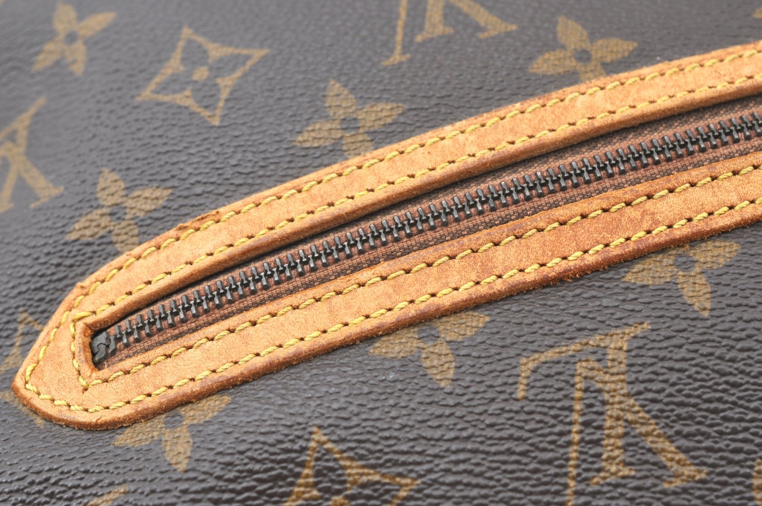 Authentic Louis Vuitton Monogram Potomac Shoulder Cross Body Bag M45285 LV K6109